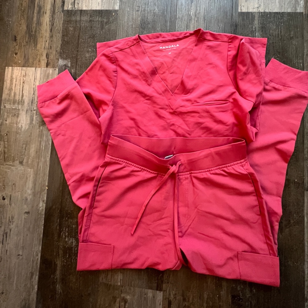 Mandala scrubs